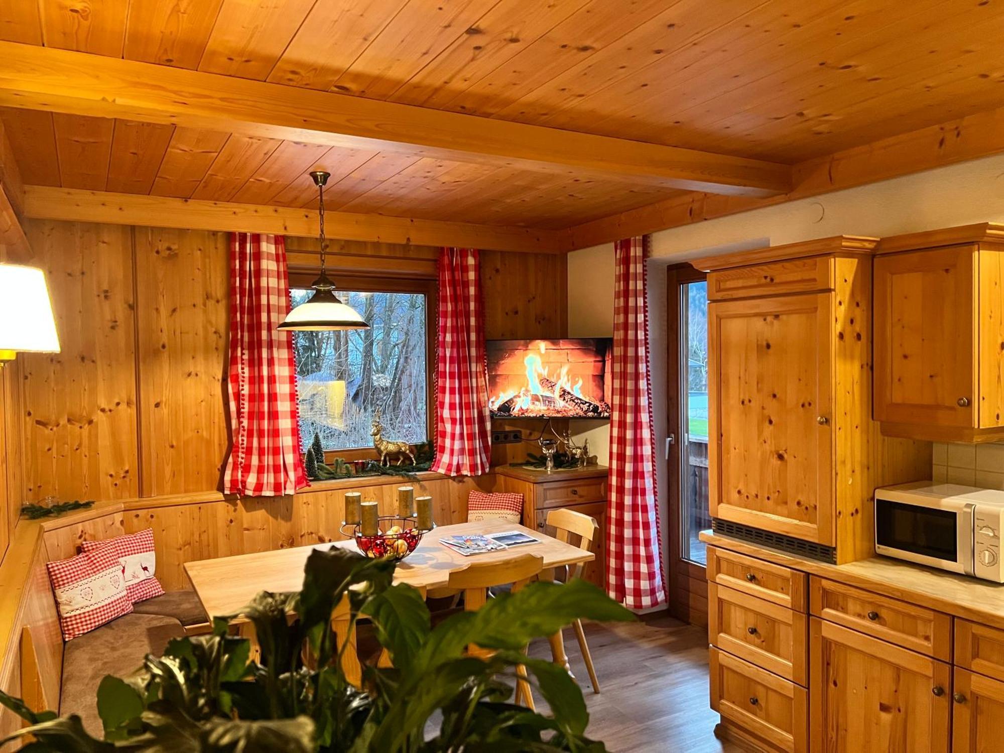 Ferienwohnung Platzhirsch Panorama View Balkon, Gartensauna, Garten, Grillplatz Стум Екстериор снимка
