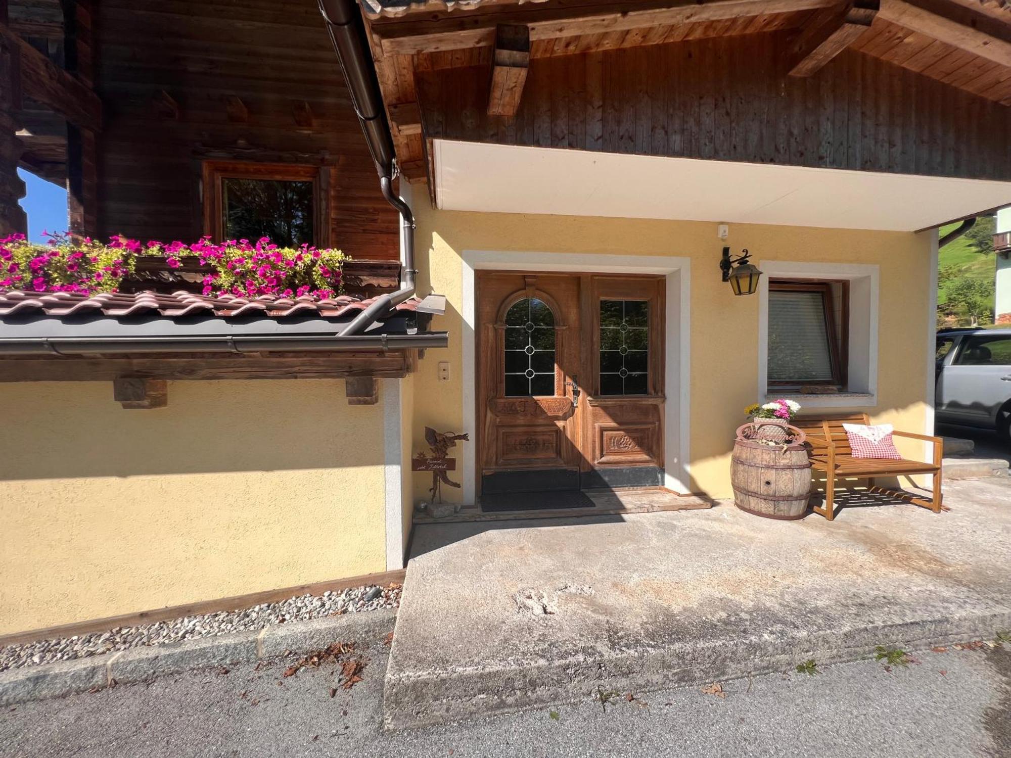 Ferienwohnung Platzhirsch Panorama View Balkon, Gartensauna, Garten, Grillplatz Стум Екстериор снимка