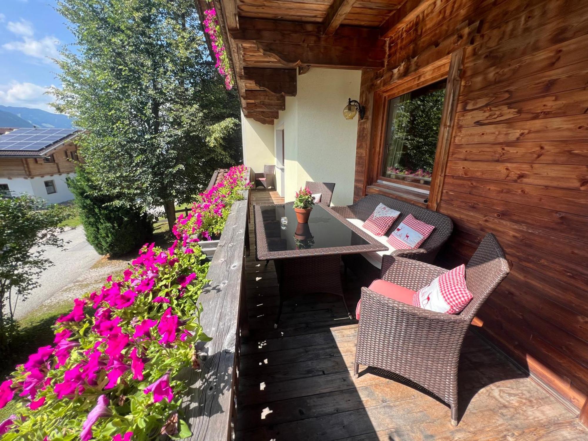 Ferienwohnung Platzhirsch Panorama View Balkon, Gartensauna, Garten, Grillplatz Стум Екстериор снимка